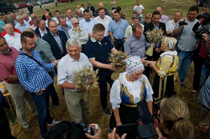 4 robert fico ľubomír jahnátek žatva madunice 2